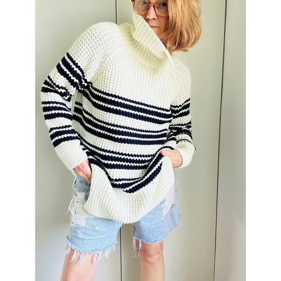 Nautical Striped Chunky Knit Sweater Size Large Cotton Lands' End Coastal Beachy - Picture 1 of 9